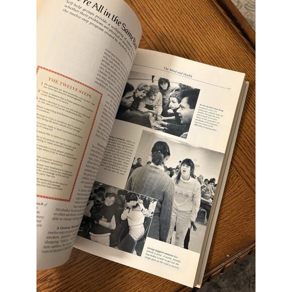 Family Guide to Natural Medicine Readers Digest 1993 Hardback Holistic Herbal - Picture 4 of 8